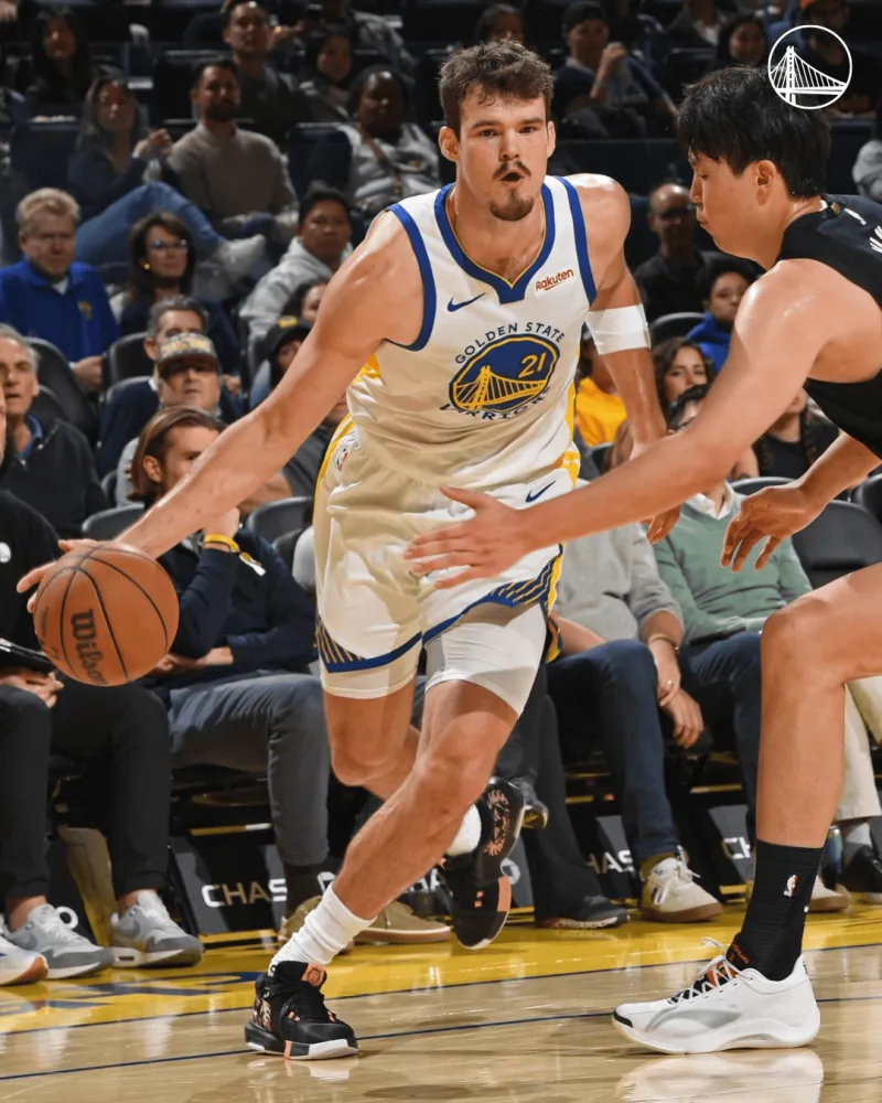 开云官方平台-全场砍下20分！勇士官媒分享波斯特单打杨瀚森海报