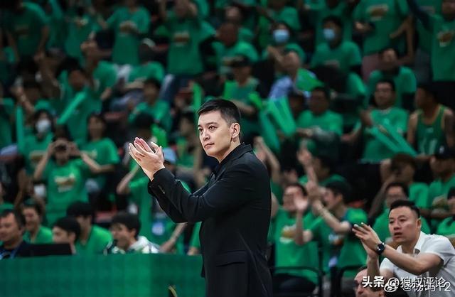 开云权威入口-离队真因！杨鸣：球队的表现真心对不住球迷支持 我非常内疚和惭愧