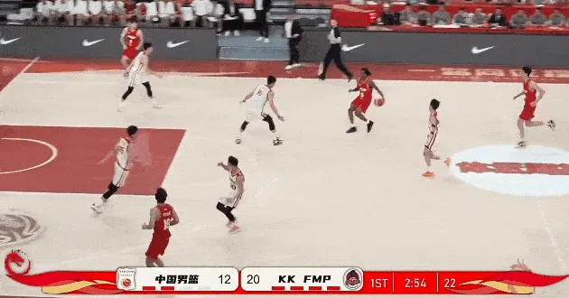 开云中国官网-中国男篮轮换阵容三分钟不得分，目前已经12-23落后对手